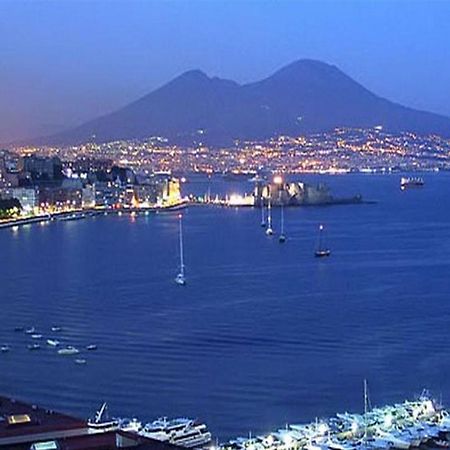 B&B La Citta Partenopea Napels Buitenkant foto