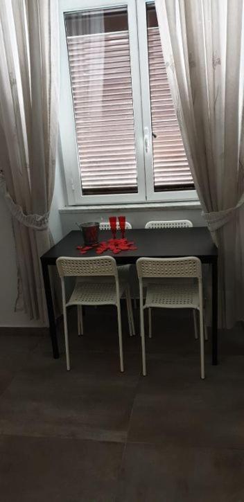 B&B La Citta Partenopea Napels Buitenkant foto