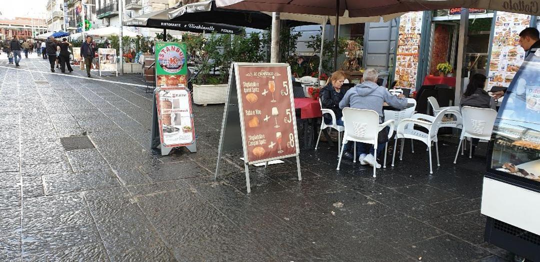 B&B La Citta Partenopea Napels Buitenkant foto